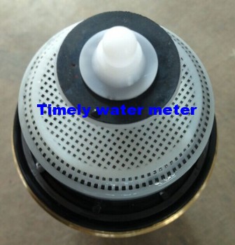 Mechanism for volumetric rotary piston water meter